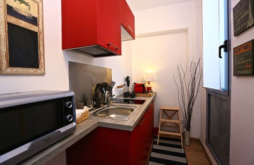 Affori House | Positive Feelings Flat - Positive Sensations