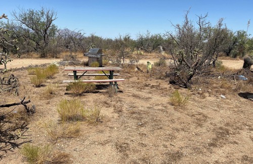 Diamond Bell Ranch RV Rental | Post apocalyptic campgrounds on the borderlands of America