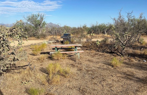 Diamond Bell Ranch RV Rental | Post apocalyptic outpost as a campground in Tucson