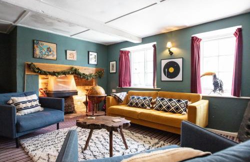 Holworth House | Post Office Cottage