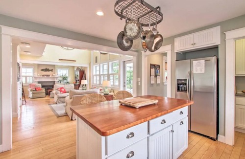 Narragansett House | Pottery Barn Beach House - Featured in “So-RI” magazine! Labor Day now Available