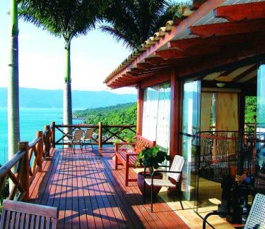 Praia de Itapecerica Hotel | Pousada Singuitta - Ilhabela