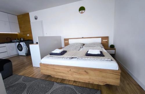 Svidnik Apartment | Prémiový apartmán s vlastným vchodom a parkovaním v garáži