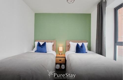Failsworth House | Practical 5-bedroom Manchester House Perfect for Business Stays by PureStay