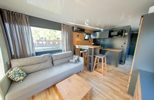 Liben Boat Rental | Prague Bay Houseboats