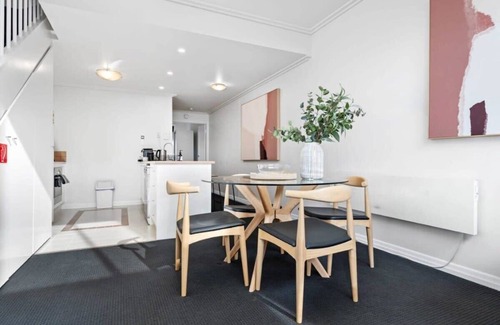 Prahran Apartment | Prahran 3 Bed Escape - Prime Location