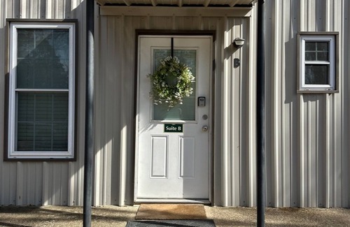 Mena House | Prairie Creek Cottage 'B' -Ride SxS to trails/Fish/Creek/Kayaks