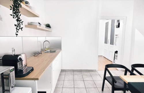 Leopoldstadt Condo | Prater - 3 min away. Right by the Subway