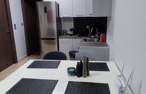 Athens City Centre Apartment | Praxitelous Modern Suite by Athens Urban Retreat