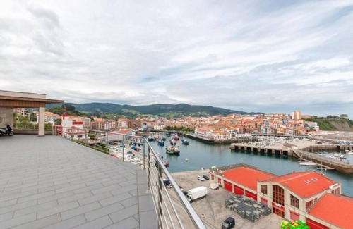 Bermeo Apartment | Preciosa Casa Encima del mar