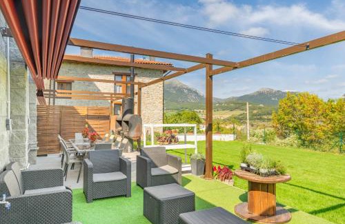 Ollo House | Preciosa casa rural con jardin cerca de Pamplona
