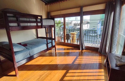 Salinas Apartment | Preciosa Suite "Suiza", 1 cuadra malecon & playa