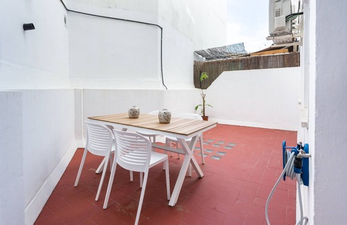 San Roque Apartment | Precioso Apartamento con Patio y Parking Gratis