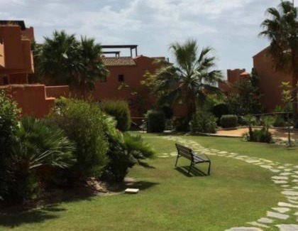 Buenas Noches Apartment | Precioso apartamento con jardín y piscina comunitaria