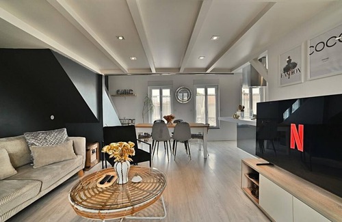 La Rochelle Apartment | Precious- Terrace, Free Parking, Air Conditioning