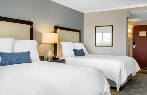 Central Business District House | Premier Double Room, Riverfront Hotel near Art & Dining Hotspots