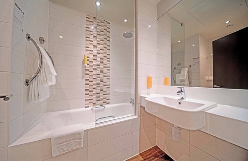 Al Rayyan Hotel | Premier Inn Doha Education City