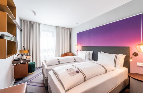 Weststadt Hotel | Premier Inn Heidelberg City Bahnstadt