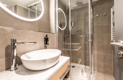 Hauptbahnhof Hotel | Premier Inn Saarbrücken City Centre