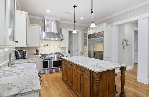 Vanderhorst Plantation House | PREMIER Kiawah Home on Surfsong Road, 5 bedrooms, Private Pool!