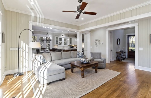 Vanderhorst Plantation House | PREMIER Kiawah Home on Surfsong Road, 5 bedrooms, Private Pool!