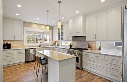 East Isles House | Premier modern 5 bed 5 bath new construction