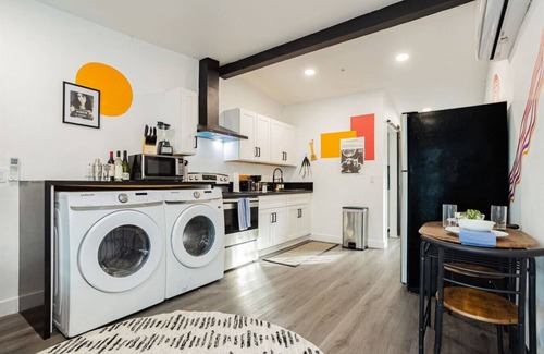 Beverly Green House | Premier Modern Vegas Escape: Arts District & Patio