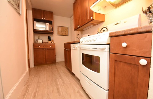 West End Condo | Premier Portland location