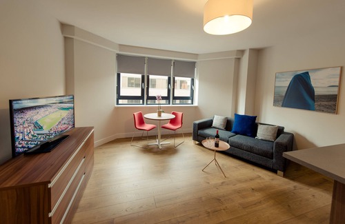 City Centre Glasgow Apartment | PREMIER SUITES PLUS Glasgow Bath Street