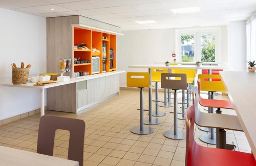 Saint-Herblain Hotel | Premiere Classe Nantes Ouest - St Herblain