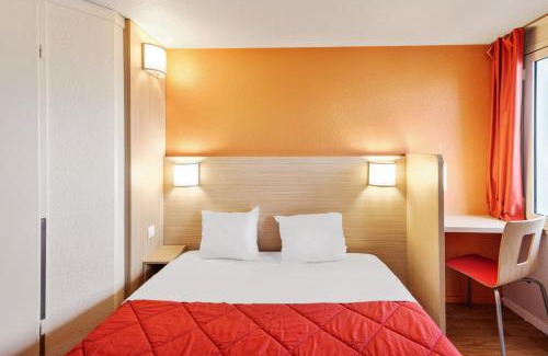 Saint-Cyr-l'Ecole Hotel | Premiere Classe Versailles - Saint Cyr L'ecole