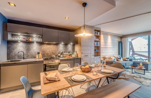 Tignes le Lac Apartment | Premium 4* Apartment 2 rooms + cabin, balcony, in the heart of Tignes le Lac