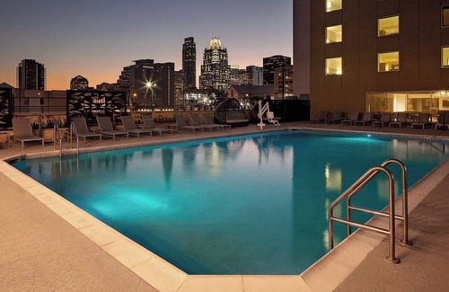 Red River Cultural District House | Premium Downtown Space - Ideal for Family Getaway | 2 Rooms