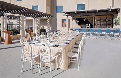 Red River Cultural District House | Premium Downtown Space - Ideal for Family Getaway | 2 Rooms
