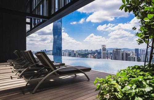 Bukit Bintang Apartment | Premium High Floor Family Suite Infinity Pool #KL