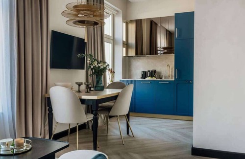 Piasek Południe Apartment | Premium Retreat by the Market Square