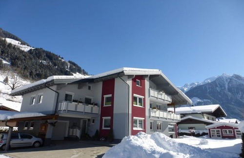 Fusch an der Grossglocknerstrasse House | Present apartment in Fusch