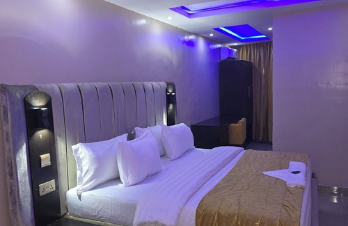 Mushin Hotel | Preserve Hotel Ilupeju