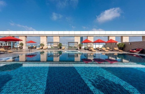 Abu Dhabi City Center Apartment | Presidential Suite Near Higher College Technology