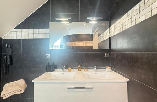 Saint-Jean-de-Maurienne Apartment | Prestige Hyper Centre Veranda Climatisation