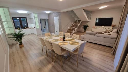 Beczkow House | Prestige House 2 Cedzyna Zalew Targi Kielce