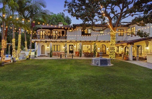 The Flats House | Prestigious BH Spanish Villa w/Pool, Jacuzzi, BBQ