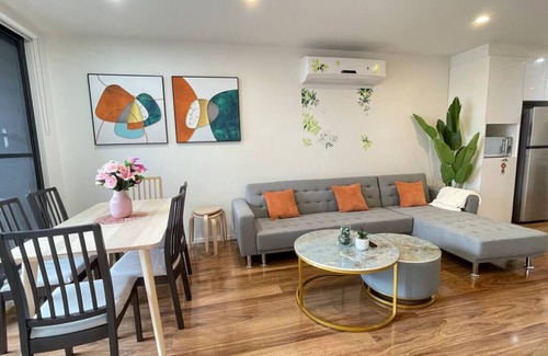 Preston Apartment | Preston Spacious Apartment fully self-contained Parking Wi-Fi