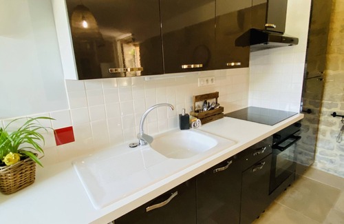 Saint-Robert House | Pretty cottage in the heart of the village