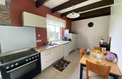 Ploneour-Lanvern House | Pretty gîte in Pays Bigouden, Ploneour-Lanvern