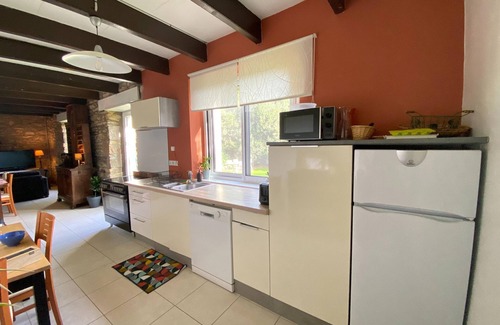 Ploneour-Lanvern House | Pretty gîte in Pays Bigouden, Ploneour-Lanvern