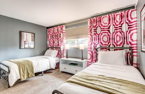 Allendale Area House | Pretty in Pink Checkers Paradise