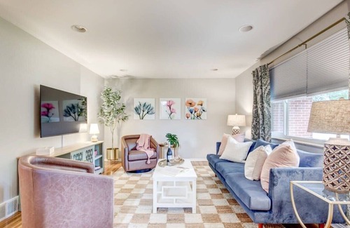 Allendale Area House | Pretty in Pink Checkers Paradise