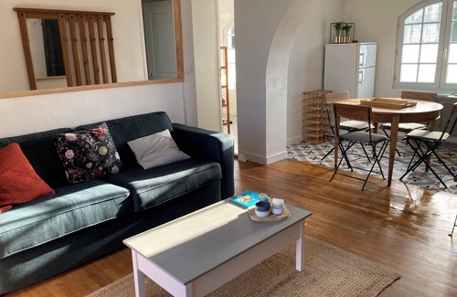 Perigny House | Pretty, quiet vacation home with wooded garden