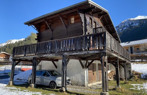 Les Contamines-Montjoie Ski Chalet | Pretty Savoyard wooden chalet, 5 minutes from the village center, south-facing terrace